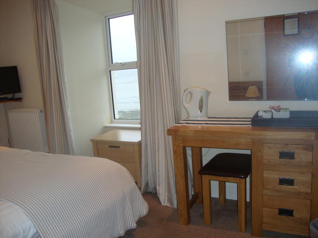 Gwesty'R Webley Hotel Cardigan Quarto foto