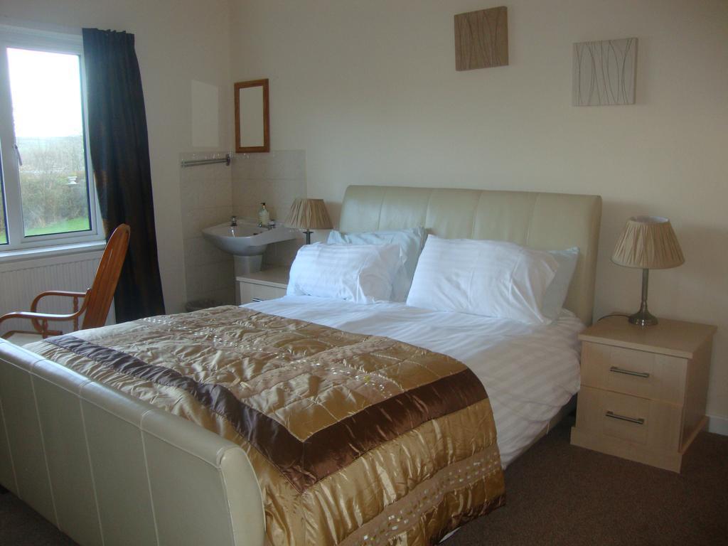 Gwesty'R Webley Hotel Cardigan Quarto foto